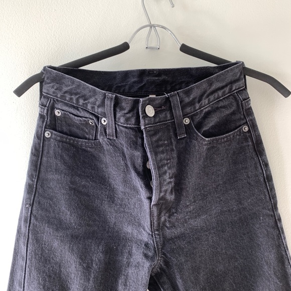 Levi’s Straight Leg Black Jeans - Picture 5 of 7